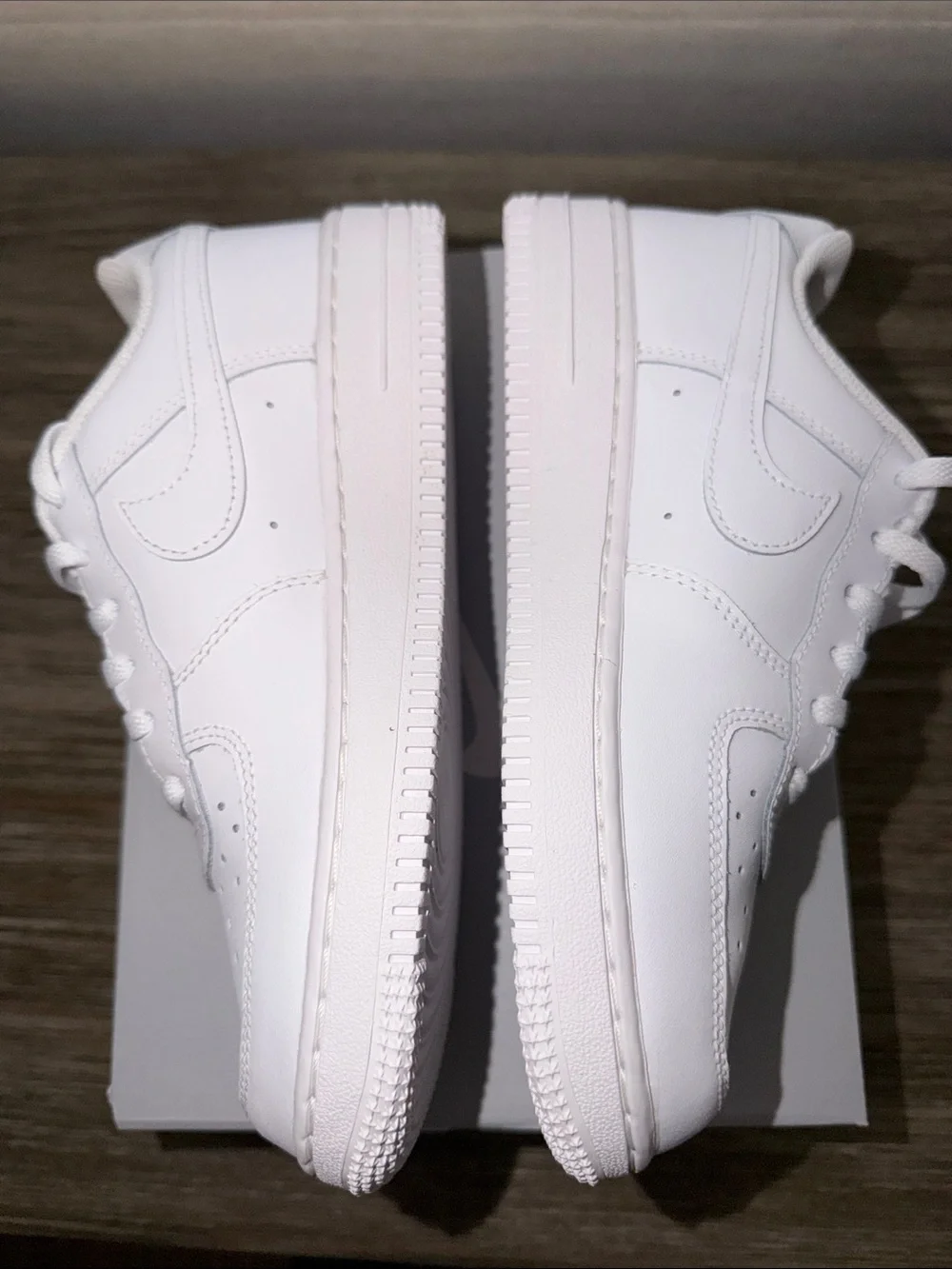 Nike Air Force 1 Low LE NWT SZ 3 WHITE